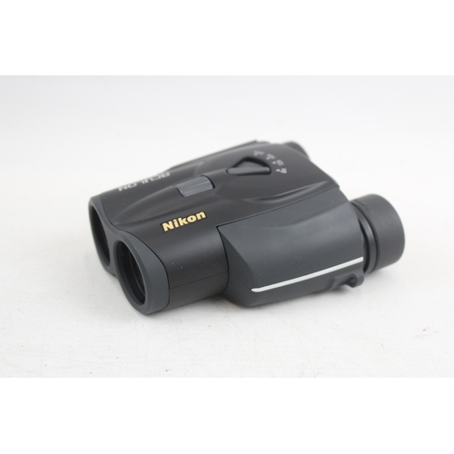 404 - Nikon Aculon T11 8-24x25 4.6° Compact Binoculars Working w/ Original Case