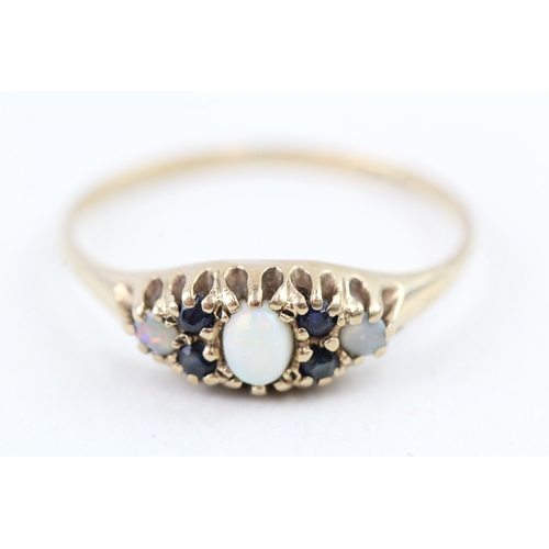 43 - 9ct gold vintage sapphire & opal dress ring (1.2g) Size  P