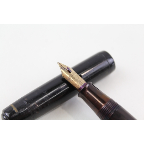 439 - Vintage Pilot Black Cased Fountain Pen w/ 14ct Gold Nib WRITING