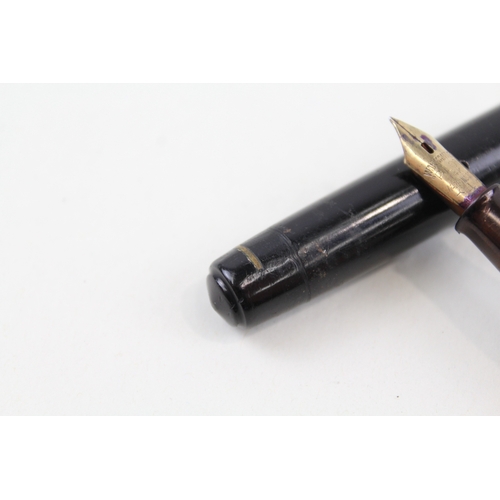 439 - Vintage Pilot Black Cased Fountain Pen w/ 14ct Gold Nib WRITING