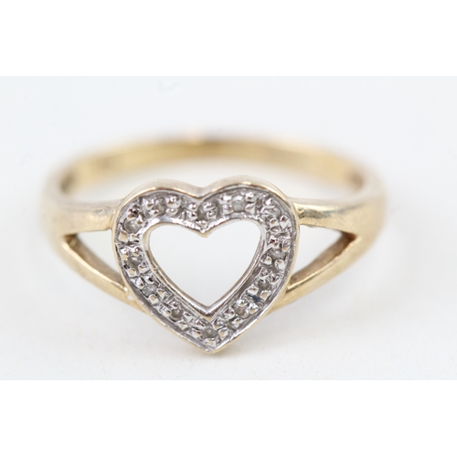 48 - 9ct gold diamond heart shape dress ring (2g) Size  O 1/2