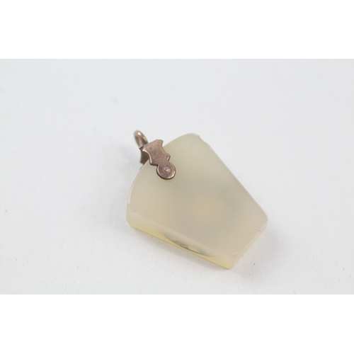 59 - 9ct gold bail vintage chalcedony masonic pendant (3.8g)