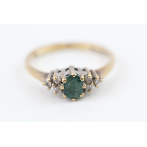 71 - 9ct gold vintage emerald & diamond dress ring (1.8g) Size  K