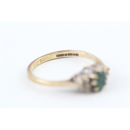 71 - 9ct gold vintage emerald & diamond dress ring (1.8g) Size  K