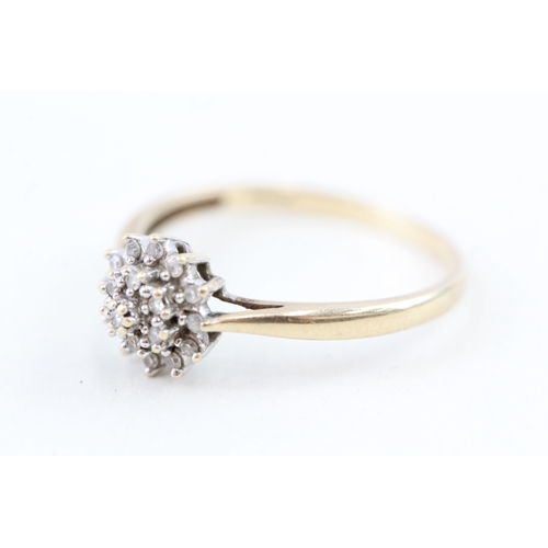 79 - 9ct gold vintage parve set diamond dress ring (1.6g) Size  P