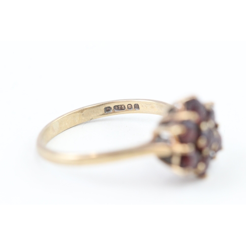 80 - 9ct gold vintage garnet cluster dress ring (2.7g) Size  Q