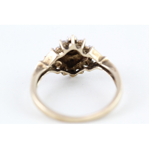 14 - 9ct gold vintage diamond dress ring (2.8g) Size  P