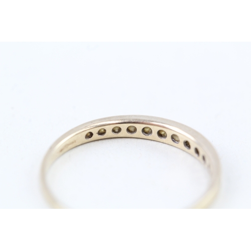 151 - 9ct gold diamond half eternity ring, total diamond weight: 0.25ct(approximately) (1g) Size  P