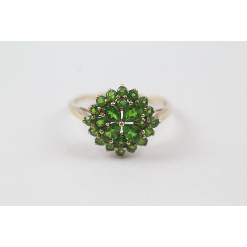 33 - 9ct gold diopside cluster dress ring (2.3g) Size  S