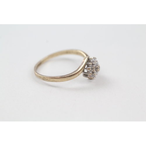 48 - 9ct gold diamond cluster dress ring (2g) Size  Q