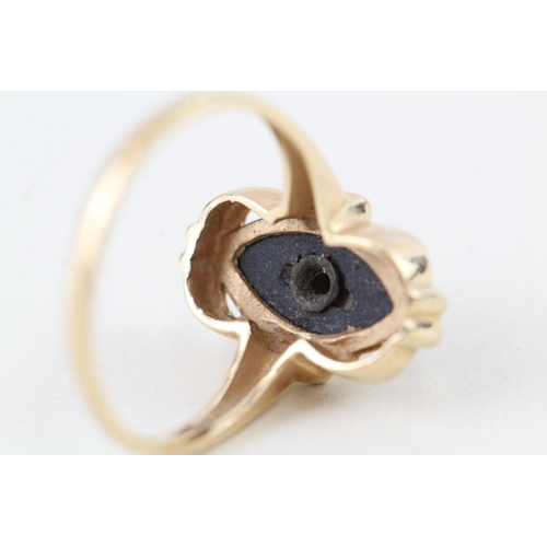 5 - 10ct gold vintage style diamond & black onyx dress ring (3.2g) Size  N