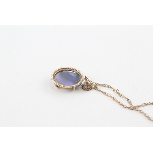 50 - 9ct gold opal pendant necklace (1.4g)