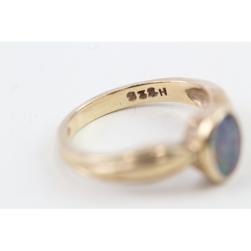 6 - 9ct gold opal triplet dress ring, bezel set (3g) Size  K