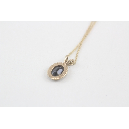 64 - 9ct gold sapphire pendant necklace (1.8g)