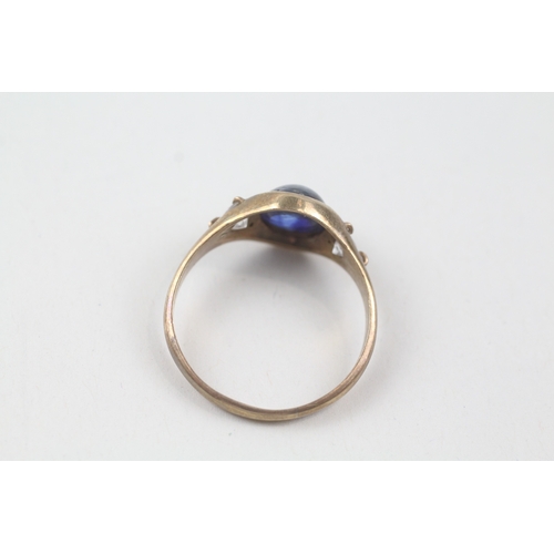 68 - 9ct gold vintage kyanite and white zircon trilogy dress ring (3.7g) Size  W