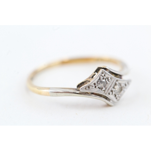 71 - 18ct gold vintage diamond two stone dress ring (1.5g) Size  I 1/2