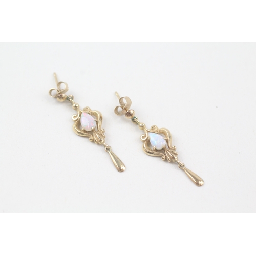 85 - 9ct gold vintage style opal drop earrings (1.8g)