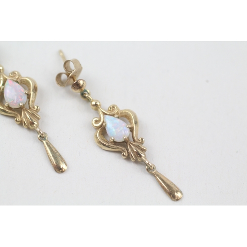 85 - 9ct gold vintage style opal drop earrings (1.8g)