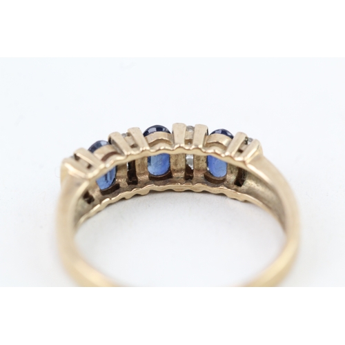 97 - 9ct gold sapphire & diamond dress ring (2.8g) Size  O