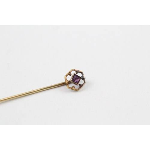 19 - 14ct vintage paste stick pin (1.3g)