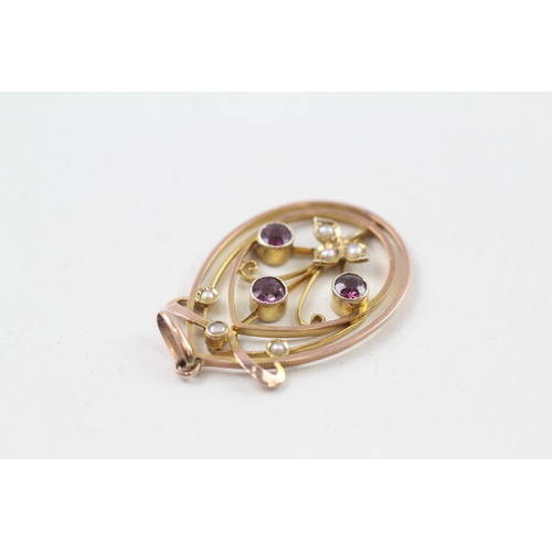 20 - 9ct gold art nouveau garnet and seed pearl pendant (2.5g)