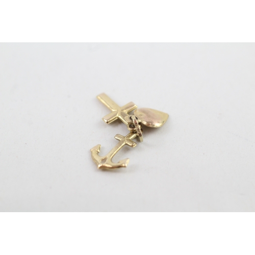 30 - 9ct gold faith, charity & hope charm (0.6g)