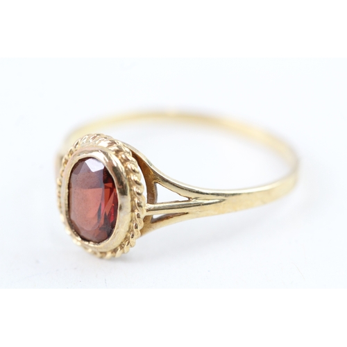 36 - 9ct gold vintage garnet dress ring (1.5g) Size  P