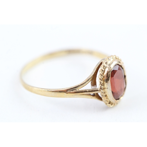 36 - 9ct gold vintage garnet dress ring (1.5g) Size  P