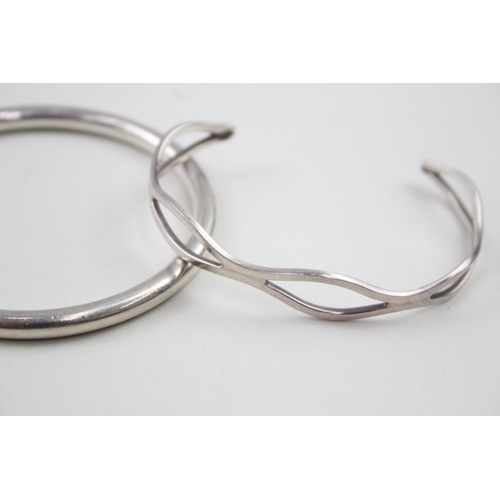 288 - Collection of Sterling Silver Bangles inc. Hammered, Mid Century 38g