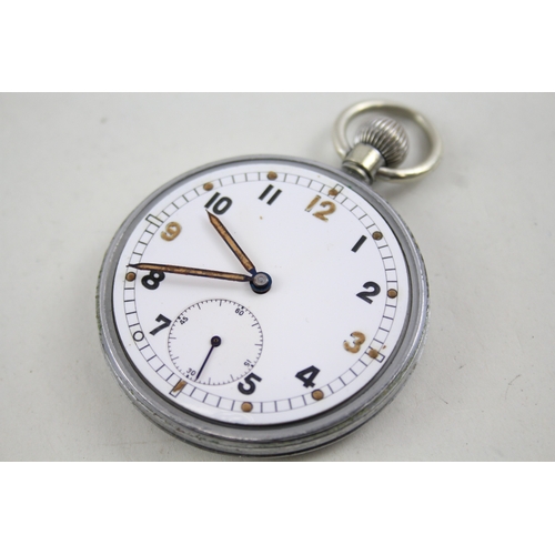 431 - Vintage British Military Issued GSTP Pocket Watch Hand-Wind WATCH RUNS