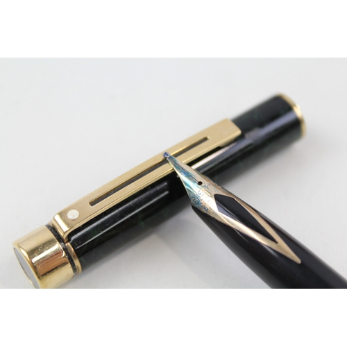 443 - Vintage Sheaffer Targa Green Lacquer Fountain Pen w/ 14ct Gold Nib WRITING Boxed