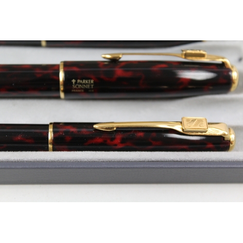 448 - Parker Sonnet Burgundy Lacquer Fountain Pen w/ 18ct Gold Nib, Ballpoint, Pencil