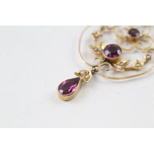 17 - 9ct gold edwardian garnet, amethyst and seed pearl pendant (3.1g)