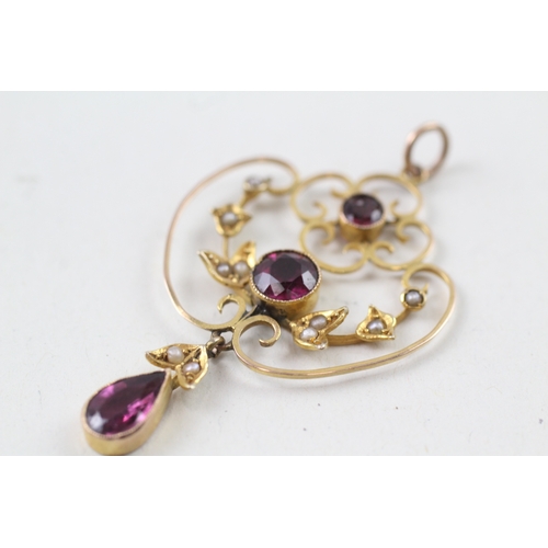 17 - 9ct gold edwardian garnet, amethyst and seed pearl pendant (3.1g)