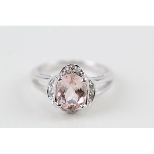 53 - 9ct gold morganite & white gemstone dress ring (3.7g) Size  N