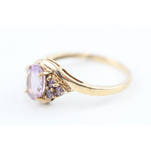 69 - 9ct gold amethyst dress ring (2.2g) Size  P