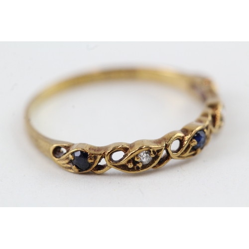 74 - 9ct gold vintage patterned sapphire & diamond half eternity ring (1.2g) Size  Q