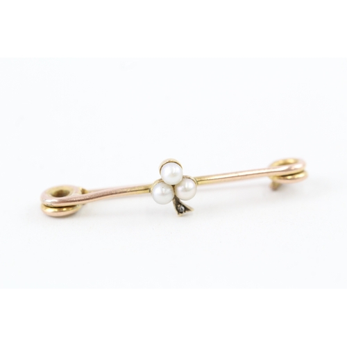 83 - 9ct gold antique seed pearl & diamond clover bar brooch (1.5g)