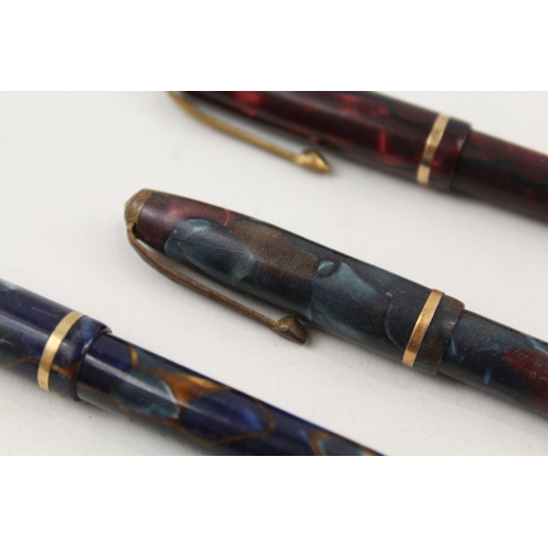 443 - 3 x Vintage Conway Stewart Dinkie Fountain Pens w 14ct Nibs WRITING Inc 550, 560