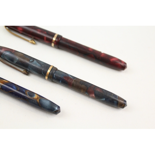 443 - 3 x Vintage Conway Stewart Dinkie Fountain Pens w 14ct Nibs WRITING Inc 550, 560