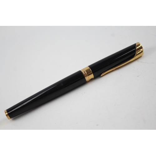 444 - Waterman L'etalon Black Lacquer Fountain Pen w/ 18ct Gold Nib WRITING