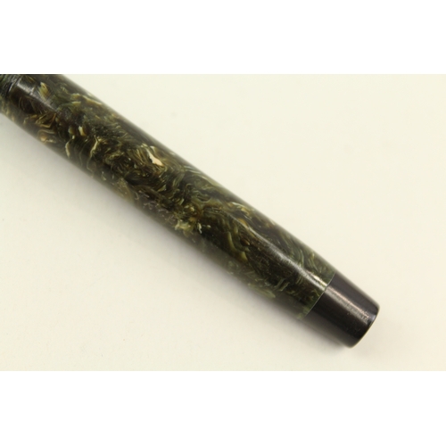 447 - Vintage Parker Duofold Green Lacquer Fountain Pen w/ 14ct Gold Nib WRITING