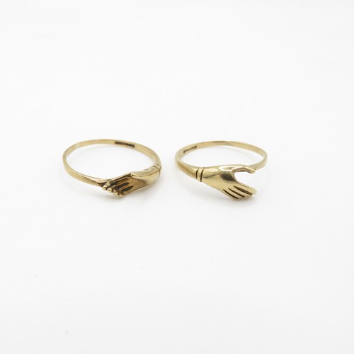 1 - 9ct Gold Fede Hands Ring 2.6g Size P