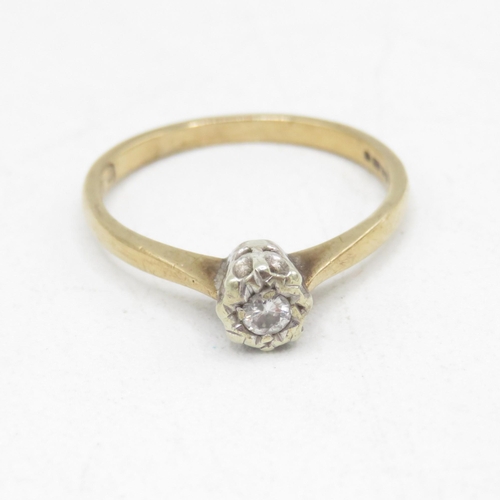 105 - 9ct gold diamond solitaire dress ring (1.7g) Size  O