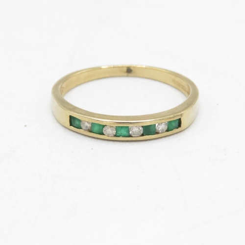 20 - 9ct gold emerald and diamond channel set half eternity dress ring (1.6g) Size  N