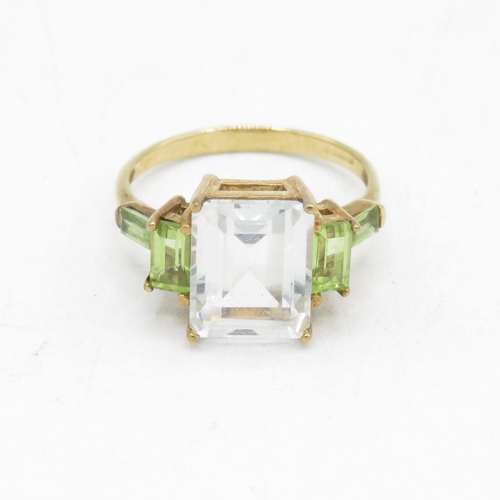 53 - 9ct gold blue & green gemstone ring (3.5g) Size  N