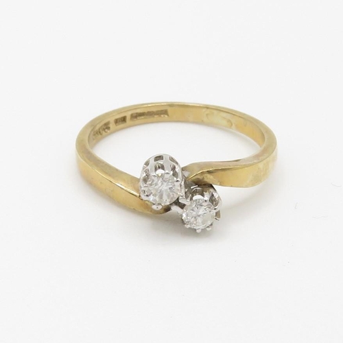 3 - 9ct gold diamond toi et moi ring (2.3g) Size  M