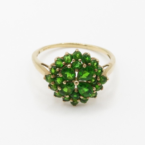 33 - 9ct gold diopside cluster dress ring (2.3g) Size  S