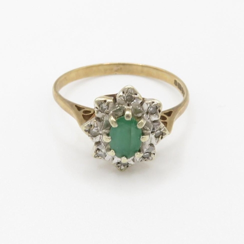 36 - 9ct gold vintage emerald & diamond dress ring (2.2g) Size  P