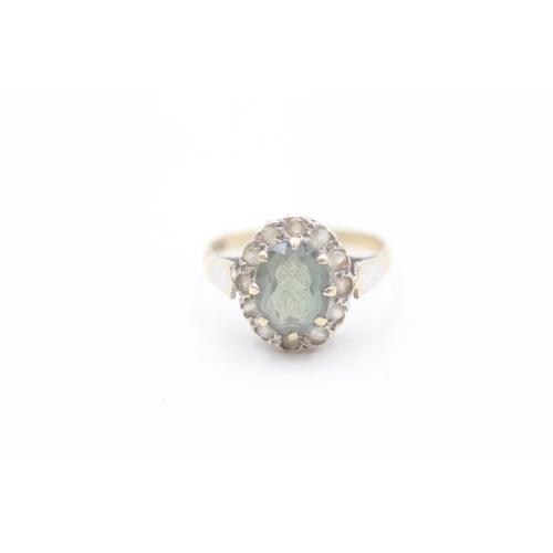 104 - 9ct gold green and white gemstone set cluster ring (2.8g) Size  N